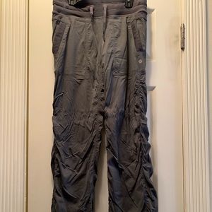 LuluLemon Studio Pant Size 4 Women’s